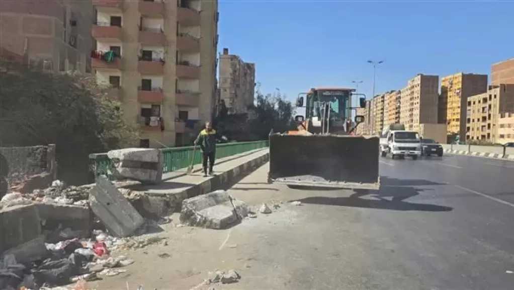 محافظة الجيزة ترفع الكتل الخرسانية وتفتح سلم مشاه مدينة النور بحي الهرم