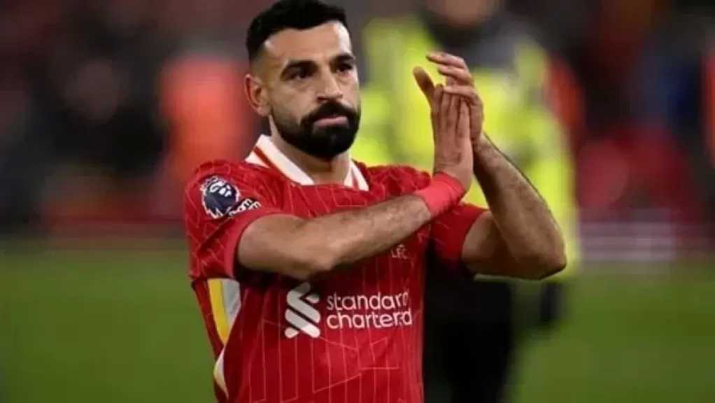 الاتحاد السعودي يبدأ محادثات مع محمد صلاح لضمه في الصيف