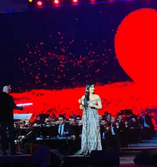 سوزان ممدوح تتألق بأغاني زمن الفن الجميل في احتفالات عيد الحب بالأوبرا