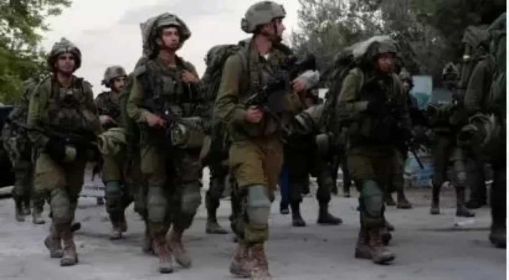 إصابة فلسطينيين اثنين برصاص جيش الاحتلال الإسرائيلي جنوبي غزة