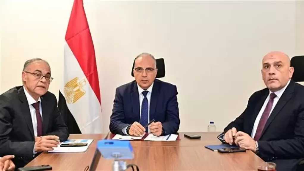 وزير الري يبحث التعاون مع الشركات الألمانية لصناعة وتأهيل تروس محطات الرفع
