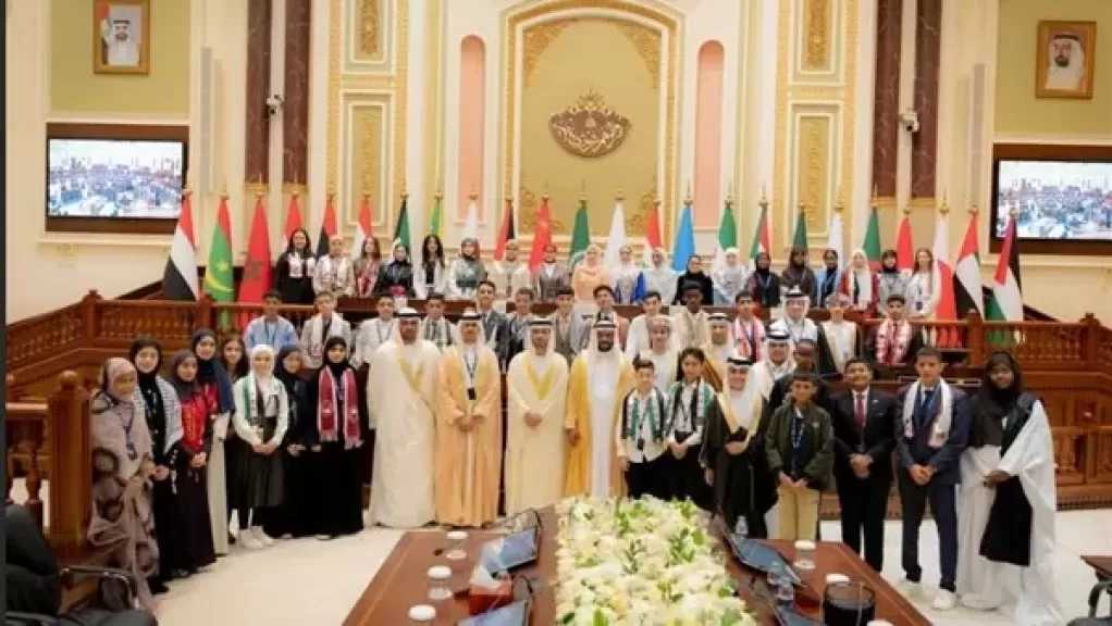 سفراء القومي للطفولة يشاركون في الدورة الرابعة للبرلمان بدولة الإمارات