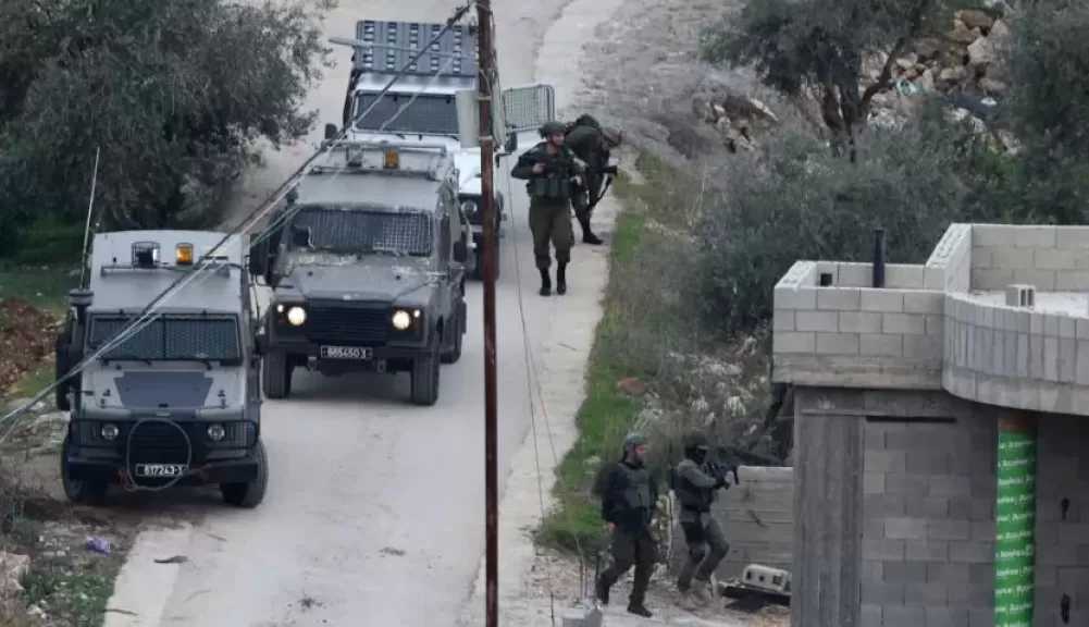 جيش الاحتلال يصادر 286 مترا من أراضي بيت حنينا شمال القدس بذريعة أغراض عسكرية