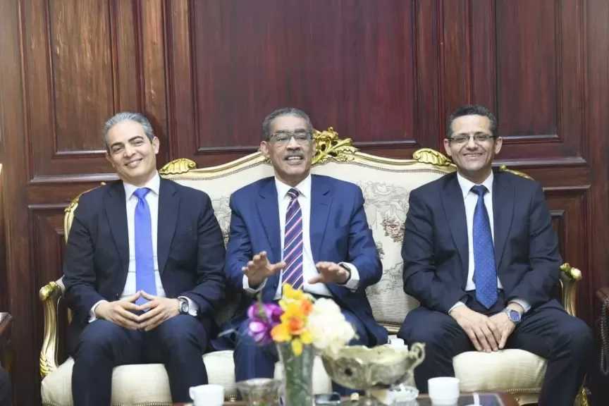 تفاصيل لقاء رئيس مجلس الوزراء بالكاتب الصحفي ضياء رشوان وزير الدولة للإعلام
