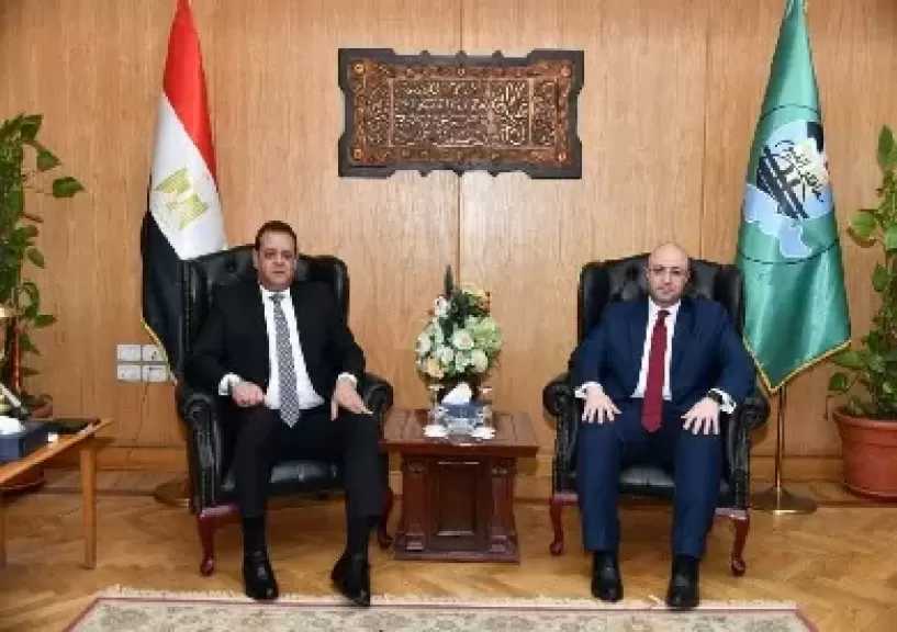 محافظ الفيوم يستقبل مدير الأمن لتقديم التهنئة بمناسبة تجديد ثقة القيادة السياسية