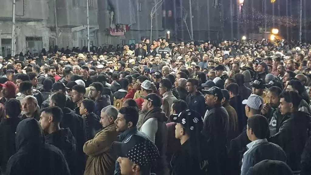 الآلاف يشيعون جثامين ضحايا حادث محور 30 يونيو في المطرية بالدقهلية