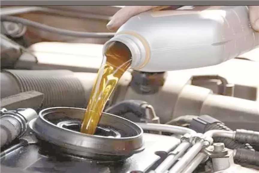 ضبط 30 طن زيوت سيارات مغشوشة قبل طرحها بالأسواق في البحيرة