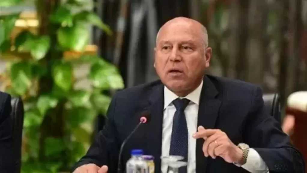 وزير النقل: خطة متكاملة لتحويل مصر إلى مركز إقليمي للنقل واللوجستيات