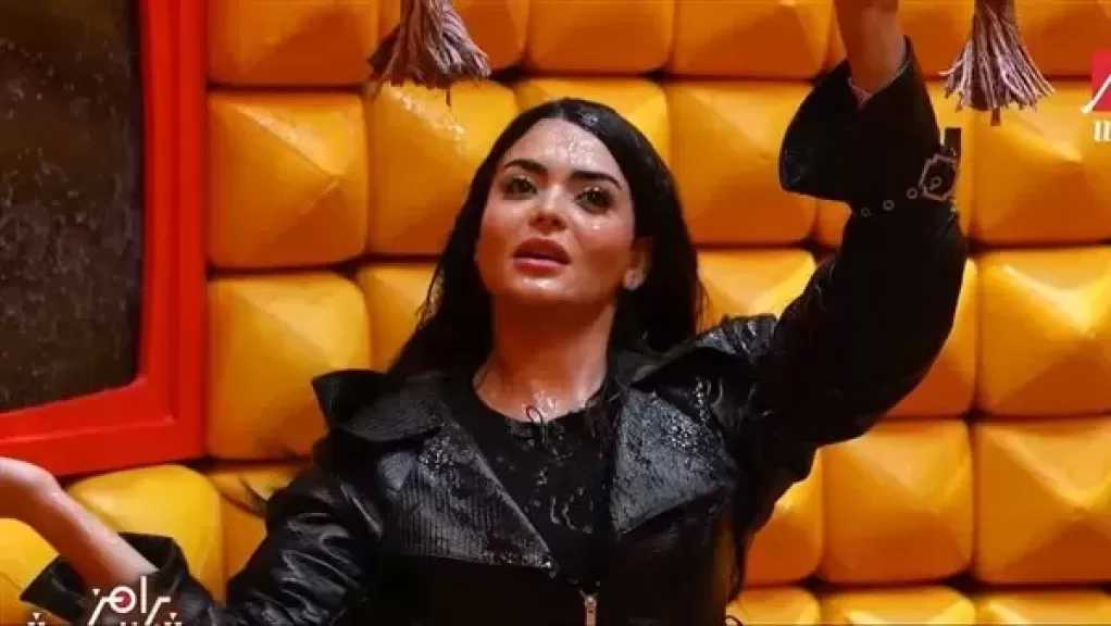 بعد أشهر من الجدل.. رامز جلال يقدّم اعتذارًا رسميًا لأسماء جلال