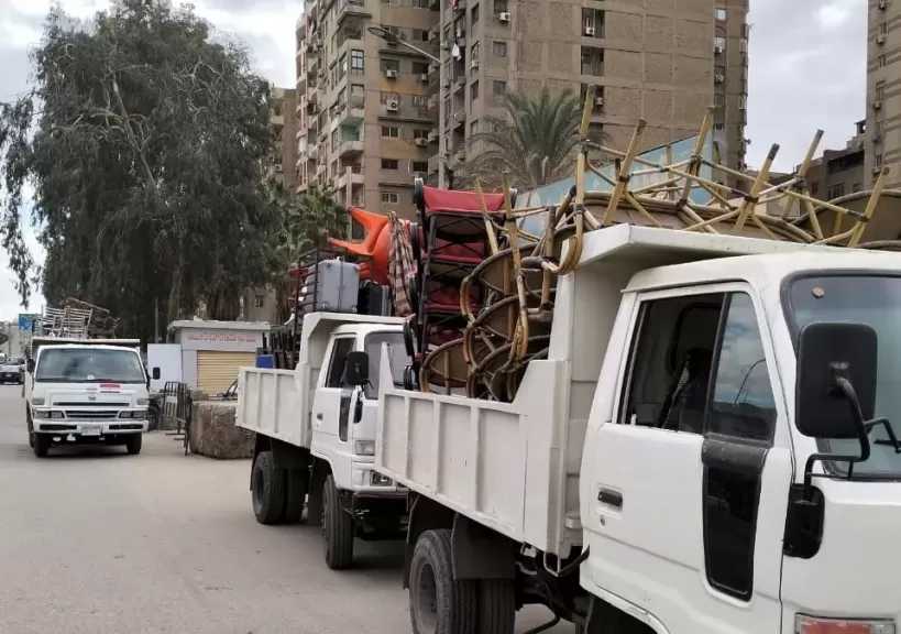حملات مكثفة للنظافة العامة ورفع الإشغالات وتمهيد الطرق وصيانة الإنارة بثلاثة مراكز بالفيوم