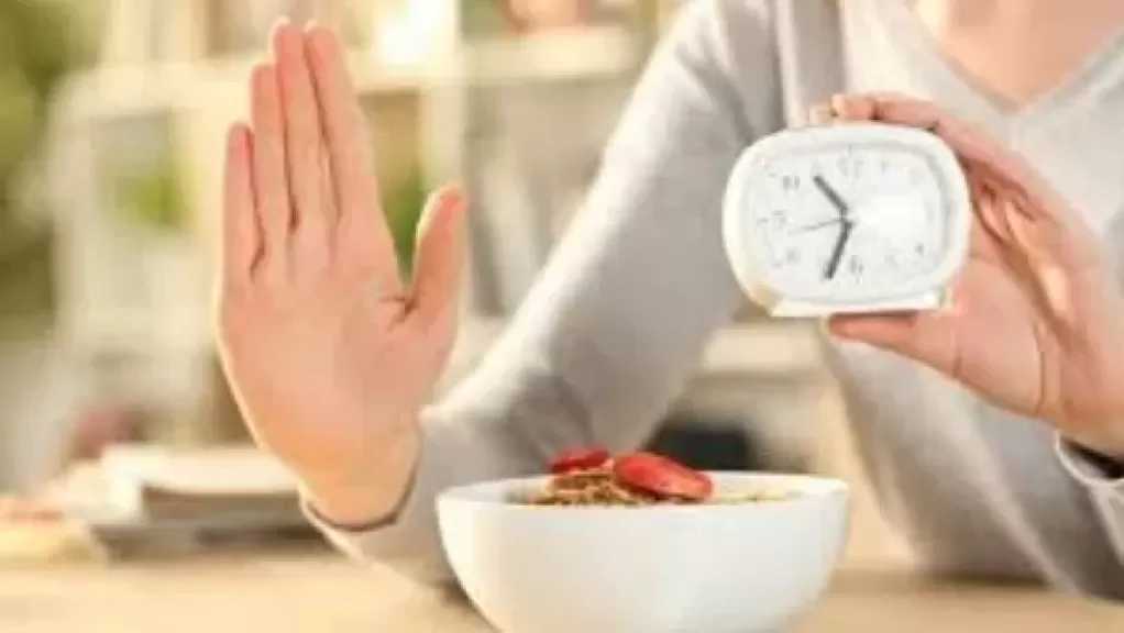 استشاري تغذية يقدم نصائح مهمة للإفطار الصحي في شهر رمضان
