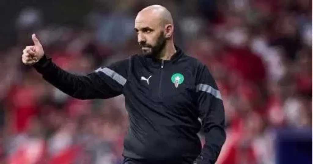 تقارير مغربية: وليد الركراكي يقترب من الرحيل عن تدريب منتخب المغرب