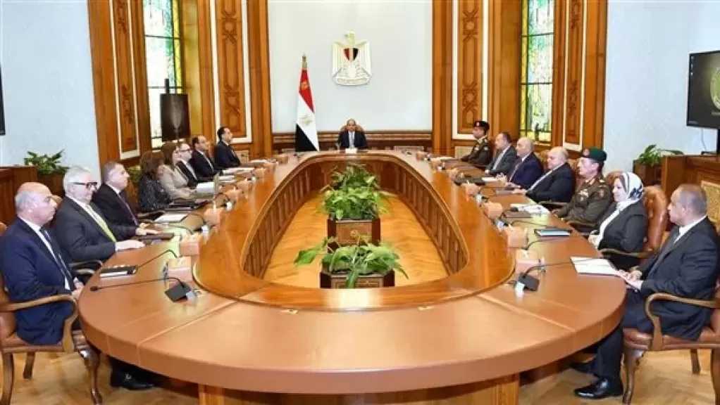 الرئيس السيسي يجتمع مع مجلس أمناء الأكاديمية الوطنية لتدريب وتأهيل الشباب