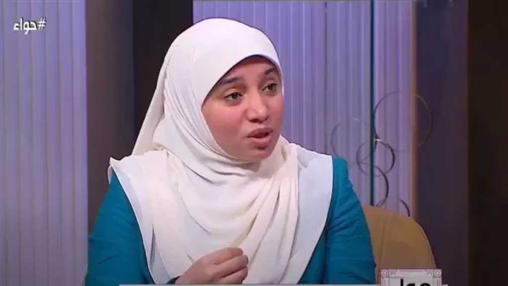 ما حدود الكلام بين الشاب وخطيبته؟.. عضو مركز الأزهر تجيب