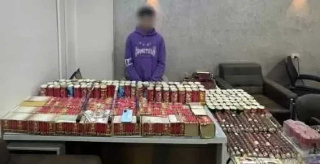 ضبط متهم بحيازة ألعاب نارية بقصد الاتجار في بني سويف