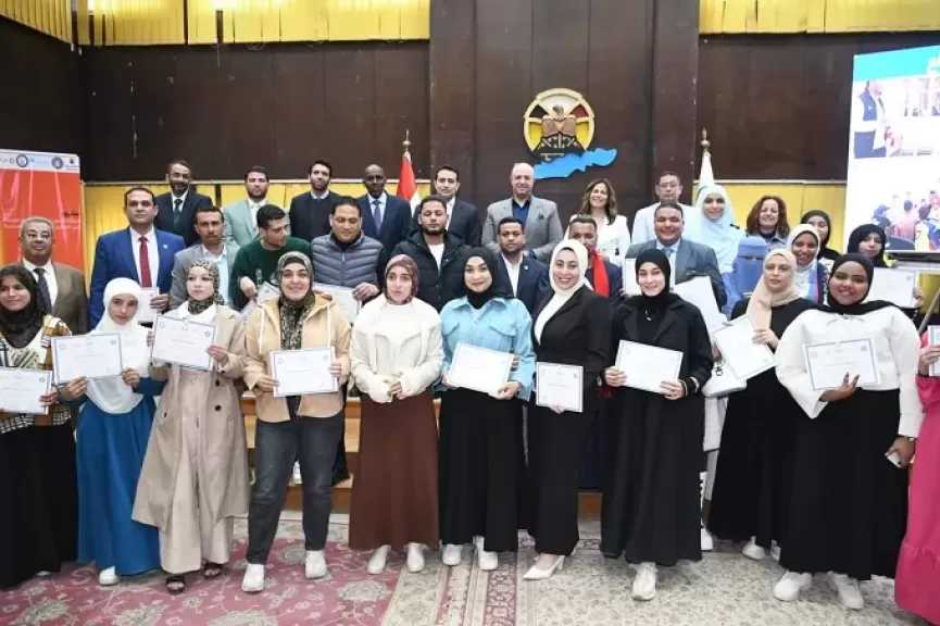 محافظ الفيوم يشهد ختام مشروع تعزيز مشاركة الشباب في إعداد الموازنات