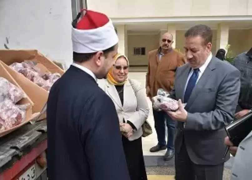 بورسعيد تتسلم 2000 كيلو من اللحوم من وزارة الأوقاف للأسر الأولى بالرعاية