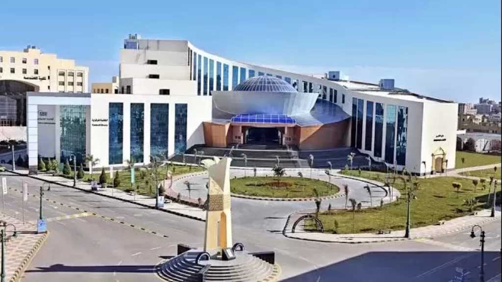 رئيس جامعة كفر الشيخ يشهد ختام فعاليات الدورة الرمضانية بالجامعة