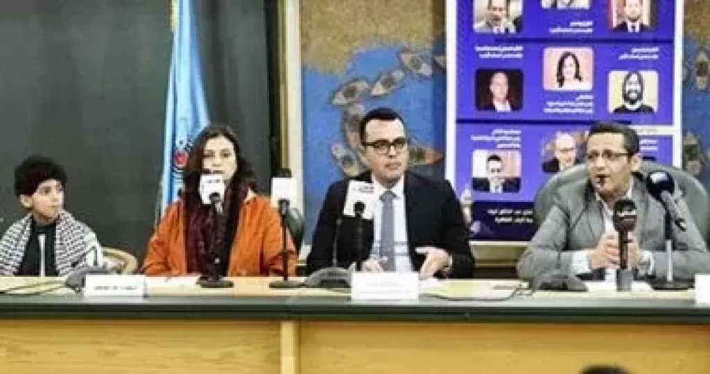 نقيب الصحفيين: نشكر الشركة المتحدة على صحاب الأرض.. أعظم الأعمال الدرامية على الاطلاق