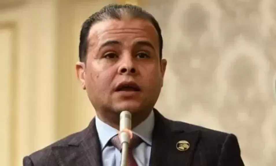 مدحت الكمار: اتصال الرئيس السيسي والرئيس الإيراني يعكس جهود مصر لوقف الحرب وتهدئة الأوضاع