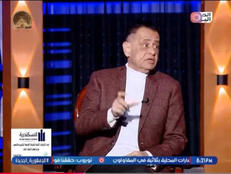 بعد تصدره التريند الأيام الماضية في موناليزا| الفنان محمد غنيم: كنت أقبل قدم أمي تقديرًا لتضحياتها