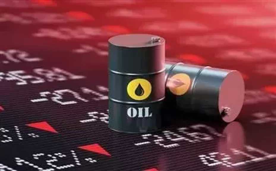 الكويت تخفض إنتاج النفط وتكريره كإجراء احترازي جراء الهجمات الإيرانية