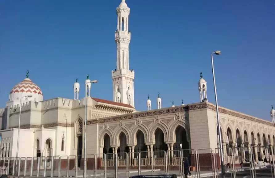 محافظ قنا يشهد احتفالية مديرية الأوقاف بذكرى غزوة بدر في مسجد سيدي عبدالرحيم القنائي
