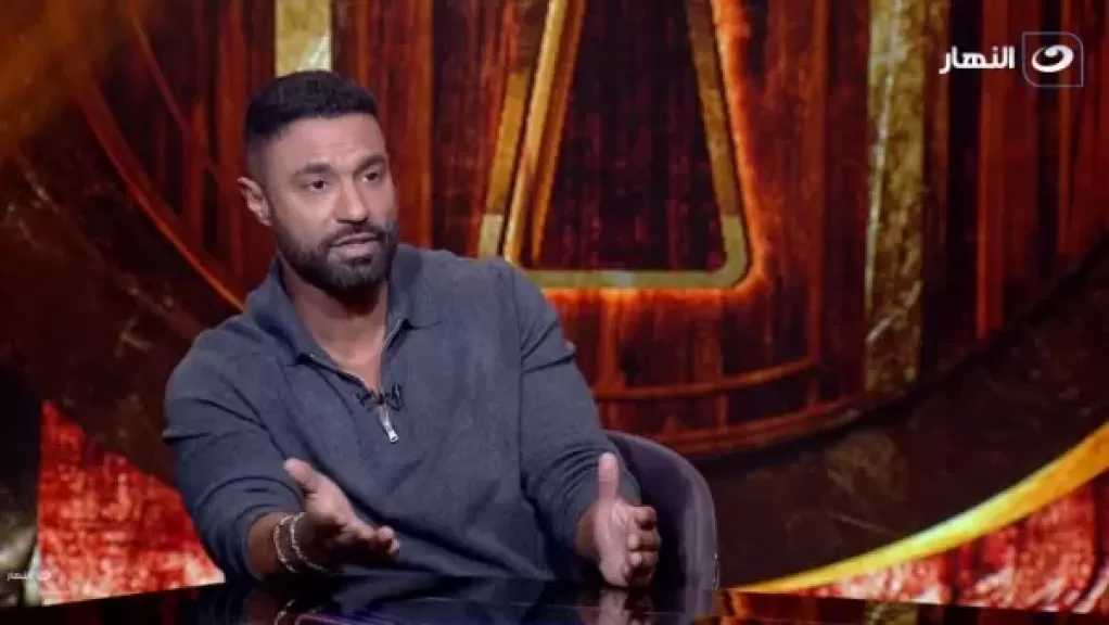 مؤذية .. كريم فهمي : السوشيال ميديا عملت للرخيص قيمة