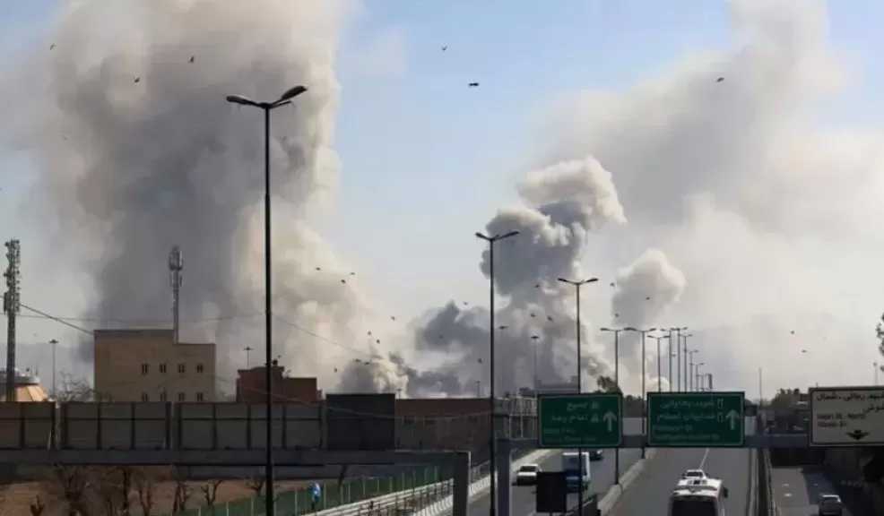 خدمات الطوارئ في طهران: هجمات أمريكية إسرائيلية تستهدف سيارة إسعاف ومبنيين سكنيين