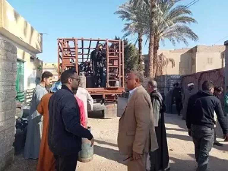 محافظ أسيوط يوجه بتكثيف الحملات الرقابية على المواقف ومحطات الوقود لمنع استغلال المواطنين