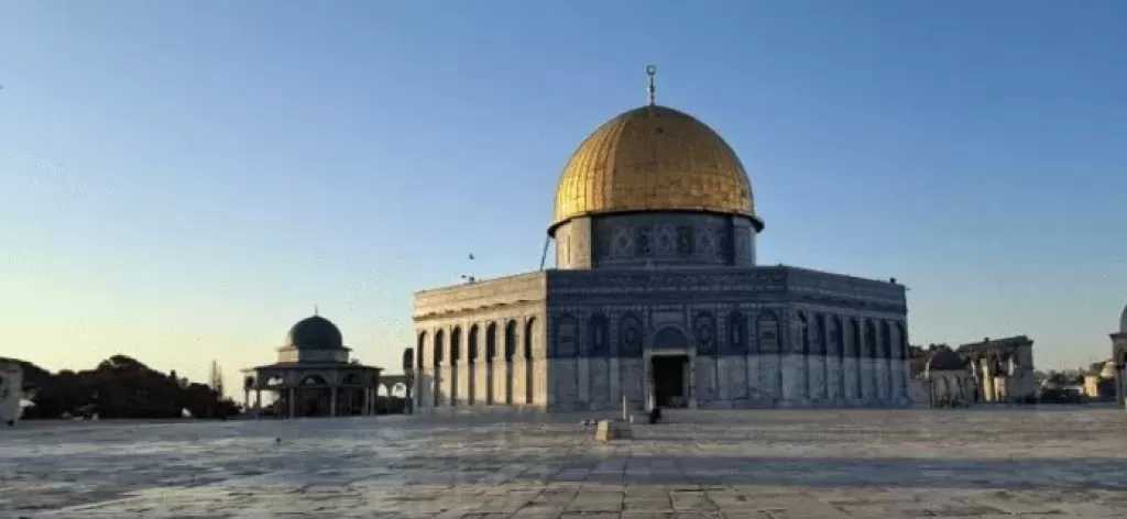 مجلس حكماء المسلمين يدين إغلاق الاحتلال الإسرائيلي أبواب المسجد الأقصى أمام المصلين خلال شهر رمضان