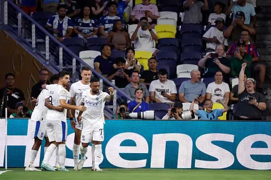 الهلال في بيان رسمي: مستوى الحكام الأجانب في الدوري السعودي متواضع