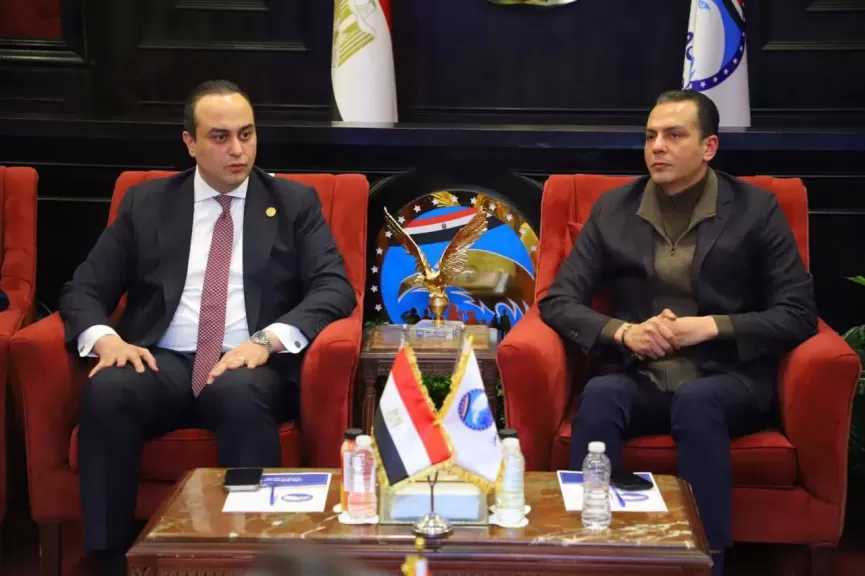 حزب مستقبل وطن يستضيف رئيس الهيئة العامة للرعاية الصحية.. تفاصيل