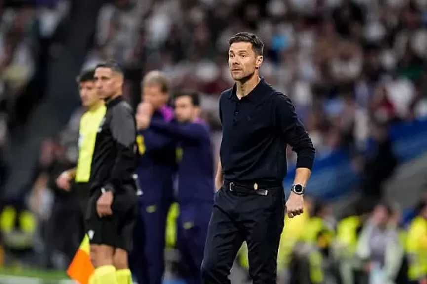 تشابي ألونسو يشترط ضم 3 لاعبين قبل تدريب ليفربول