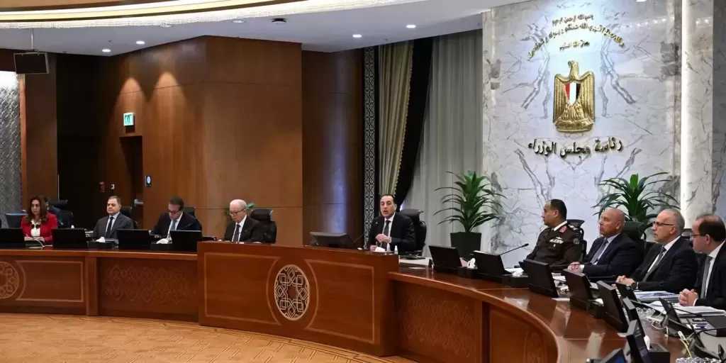 رئيس الوزراء: لن نلجأ لإجراءات عنيفة ونتحرك تدريجيا في هذا الملف