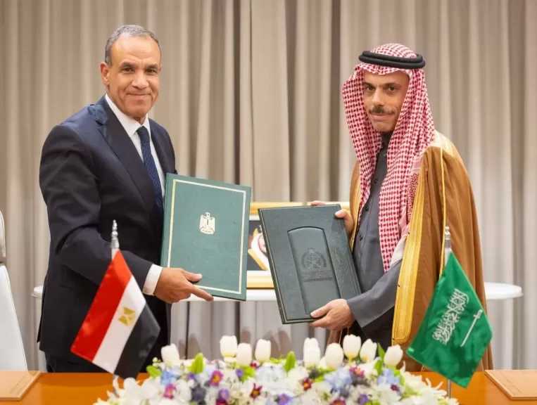 مصر والسعودية توقعان اتفاقية للإعفاء المتبادل من تأشيرات الإقامة القصيرة لحاملي الجوازات الدبلوماسية والخاصة
