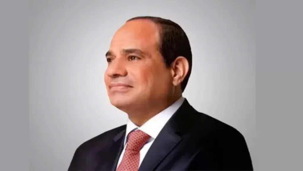 الرئيس السيسي لأسر الشهداء: امشوا ورؤوسكم مرفوعة.. بفضل تضحياتكم نعيش في أمن وأمان
