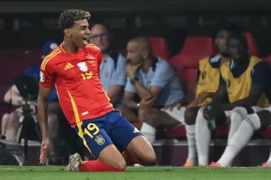 إسبانيا تعلن قائمتها لمواجهة مصر وصربيا وديا