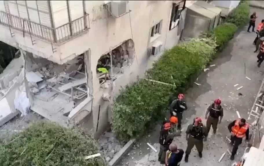هآرتس تكشف عن خسائر إسرائيل في الحرب: فشل في اعتراض 26 صاروخا عنقوديا وتضرر 9 آلاف مبنى