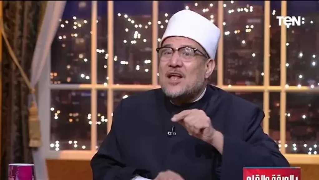 مختار جمعة: صلة الرحم صمام أمان المسلم في العيد