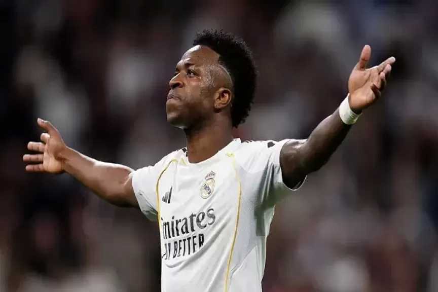فينيسيوس: ريال مدريد يحسم الديربي دائمًا.. وأهم مراحل الموسم تقترب