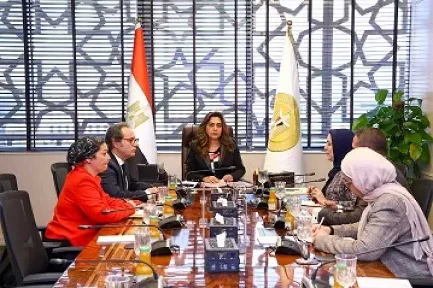 منال عوض تناقش تحضيرات استضافة مصر لاجتماع المكتب التنفيذى الـ98 لخطة عمل البحر المتوسط