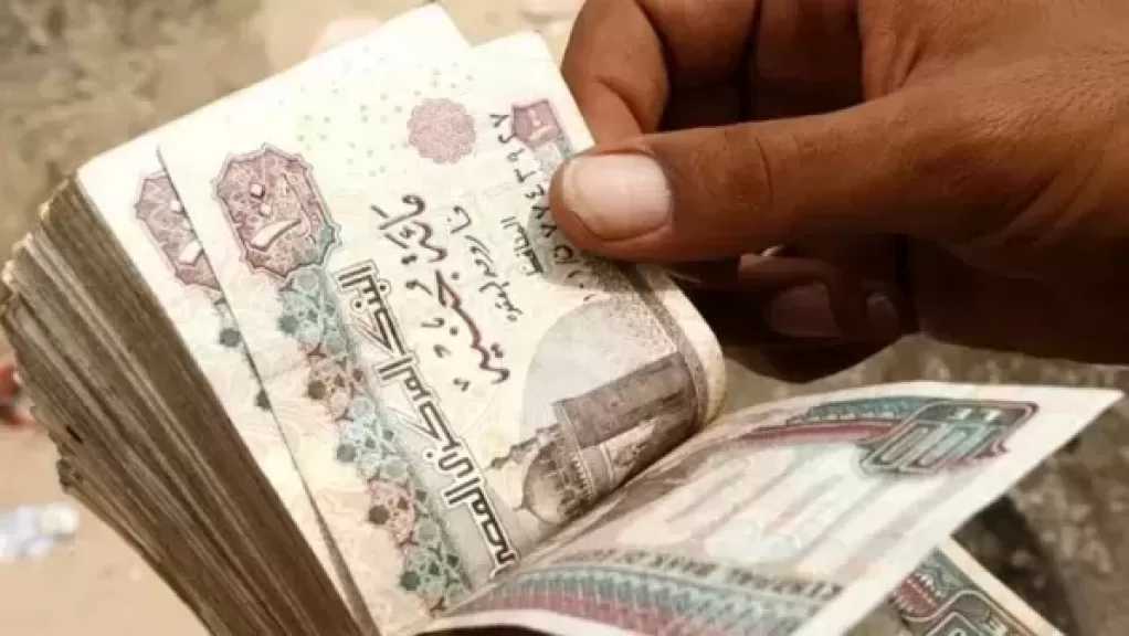 الحكومة تعلن تقديم صرف المرتبات.. بمناسبة عيد الأضحى المبارك