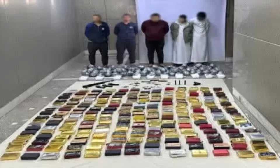 مصرع تاجري مخدرات وضبط آخرين خلال مداهمة بؤرة إجرامية بقنا