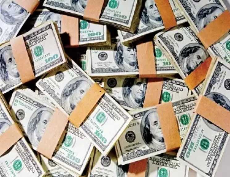 ضبط قضايا اتجار غير مشروع بالنقد الأجنبي بقيمة 14 مليون جنيه خلال يوم