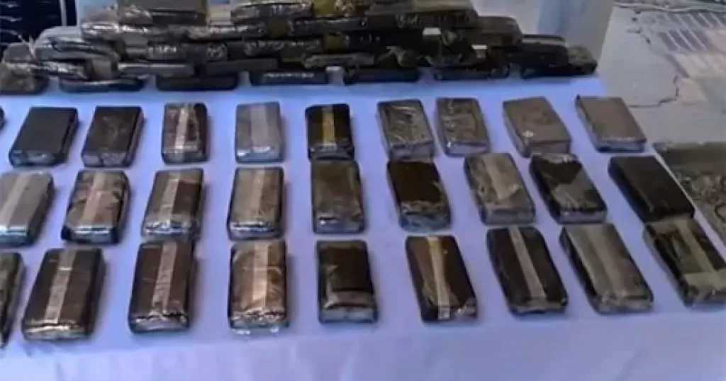الداخلية تضبط 318 كيلو مخدرات و200 سلاح ناري خلال 24 ساعة