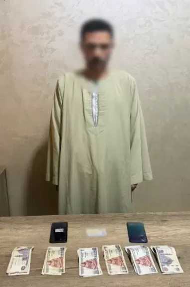 مباحث الإنترنت تسقط نصاب مواد البناء.. استولى على أموال المواطنين عبر السوشيال ميديا