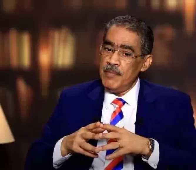 ضياء رشوان: الحكومة تحملت فروق أسعار ضخمة لحماية المواطن.. لم ترفع أسعار المياه أو الكهرباء