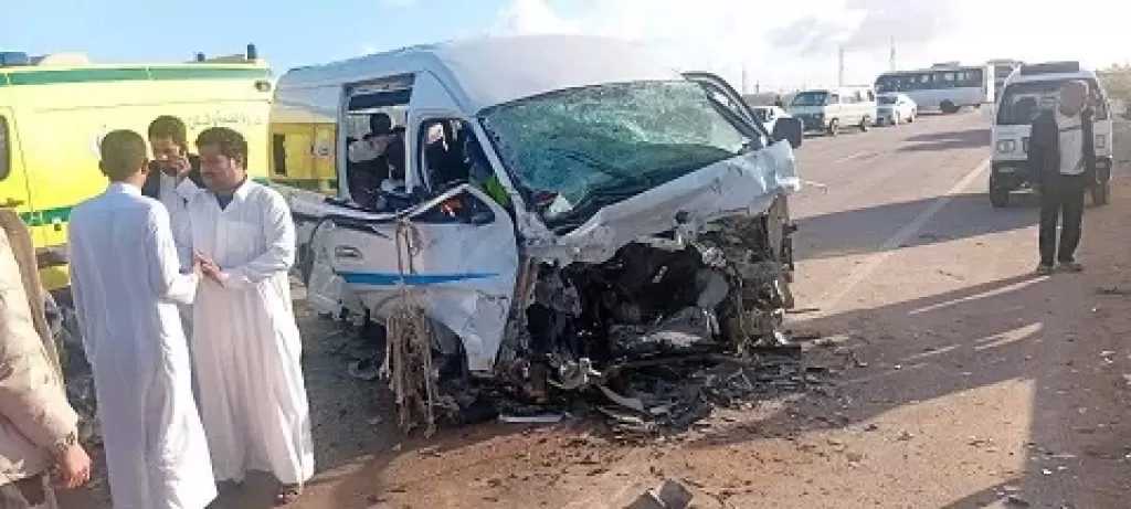 مصرع شخص وإصابة 16 آخرين إثر حادث تصادم بطريق الساحل الشمالي الدولي