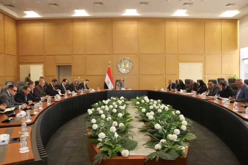 وزير الكهرباء: استمرار المتابعة والمراجعة وتفعيل منظومة العمل عن بُعد دون المساس بدورة الإنتاج